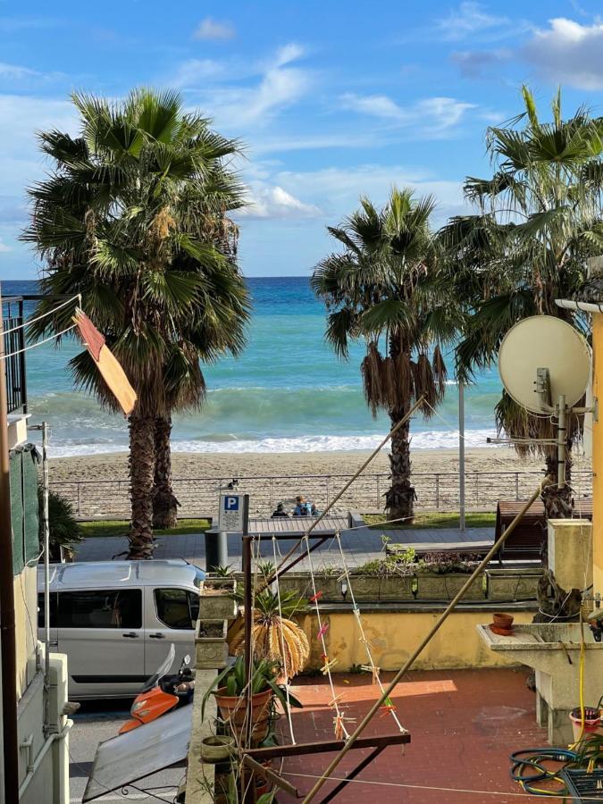 Casa A-Mare Apartment Varazze Luaran gambar